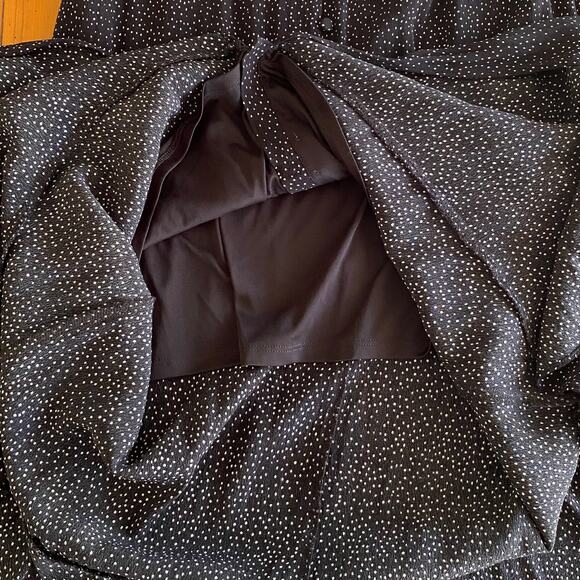 Express V-Neck Front Button Midi Dress Black White Spot Romantic Flutter Sleeve - Picture 8 of 12